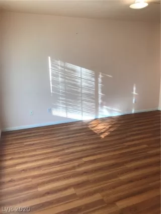 Photo #3: 2170203 Listing 