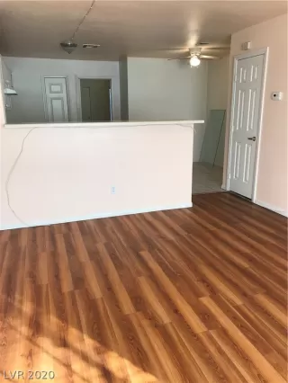 Photo #5: 2170203 Listing 