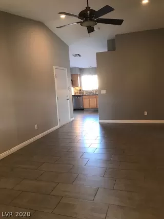 Photo #3: 2170217 Listing