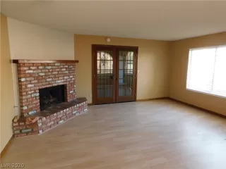 Photo #2: 2170257 Listing 