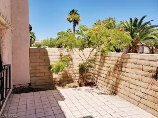 Photo #3: 2170291 Listing