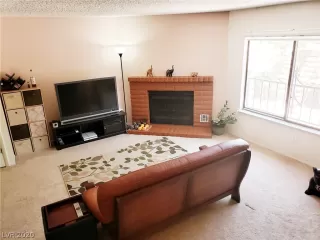 Photo #6: 2170291 Listing