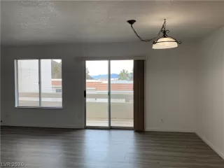 Photo #1: 2170330 Listing