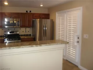 Photo #6: 2170366 Listing 