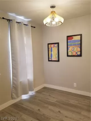 Photo #3: 2170400 Listing