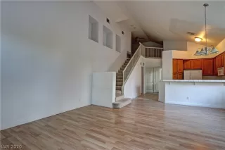 Photo #4: 2170475 Listing 