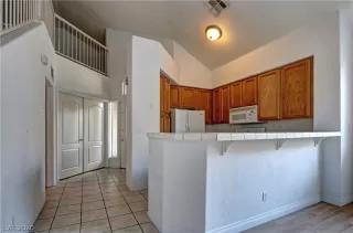 Photo #5: 2170475 Listing 