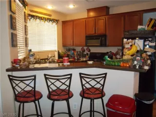 Photo #5: 2170605 Listing 