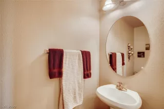 Photo #2: 2170695 Listing