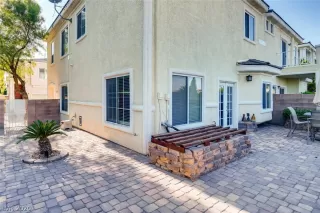 Photo #5: 2170695 Listing