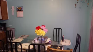 Photo #4: 2170745 Listing