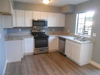 Photo #3: 2170751 Listing 