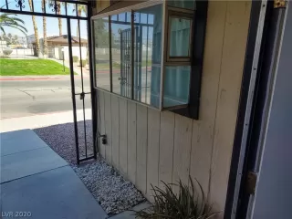 Photo #5: 2170756 Listing 