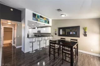 Photo #6: 2170788 Listing