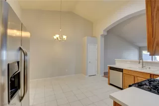 Photo #6: 2170803 Listing 