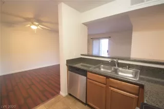 Photo #6: 2170810 Listing