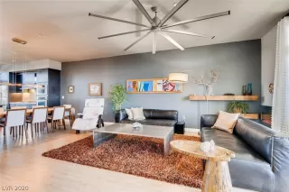 Photo #5: 2170873 Listing