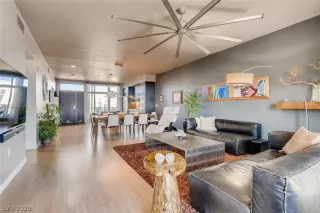 Photo #6: 2170873 Listing