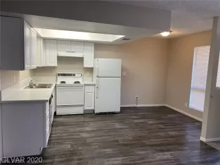 Photo #3: 2170883 Listing 