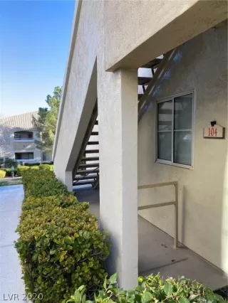 Photo #1: 2170904 Listing 