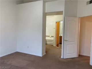 Photo #6: 2171048 Listing 