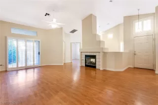 Photo #3: 2171095 Listing