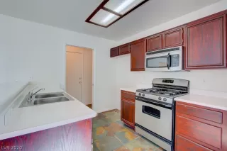 Photo #2: 2171096 Listing 