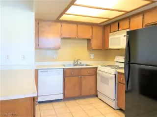 Photo #5: 2171110 Listing 