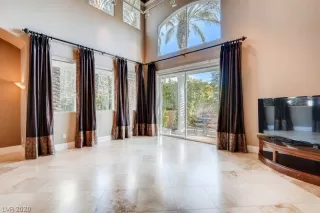 Photo #2: 2171164 Listing