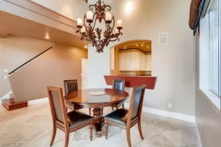 Photo #5: 2171164 Listing