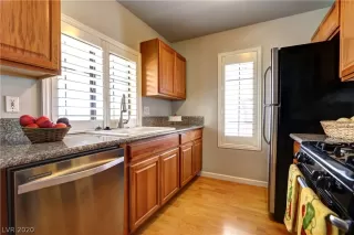 Photo #3: 2171176 Listing 