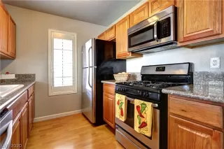 Photo #4: 2171176 Listing 