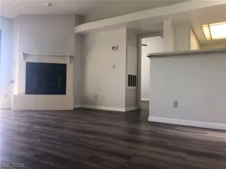 Photo #3: 2171182 Listing