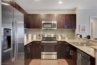 Photo #1: 2171197 Listing 