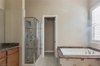 Photo #3: 2171279 Listing