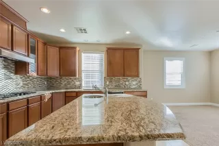 Photo #4: 2171279 Listing