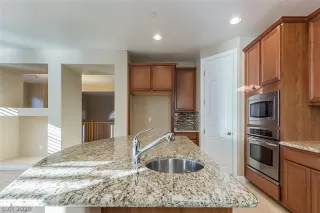 Photo #6: 2171279 Listing