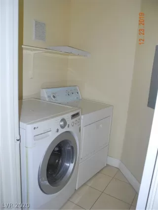 Photo #3: 2171385 Listing 