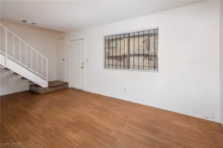 Photo #3: 2171410 Listing