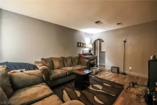 Photo #3: 2171413 Listing