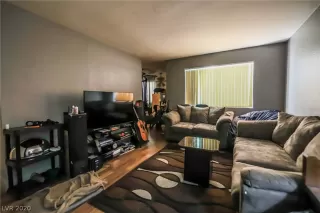 Photo #4: 2171413 Listing