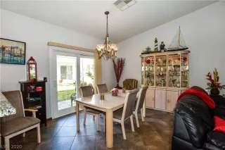 Photo #5: 2171428 Listing