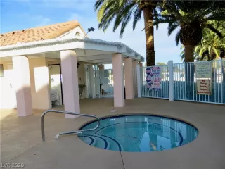 Photo #2: 2171481 Listing 