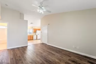 Photo #6: 2171504 Listing