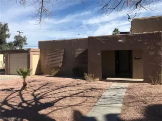 Photo #1: 2171516 Listing