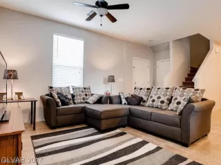 Photo #2: 2171529 Listing