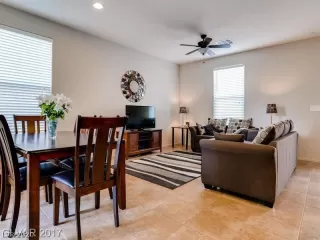 Photo #4: 2171529 Listing