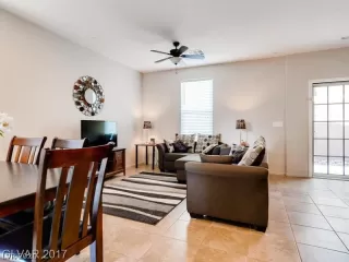 Photo #6: 2171529 Listing