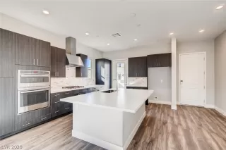 Photo #5: 2171561 Listing 