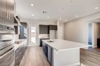 Photo #6: 2171561 Listing 